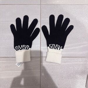 Authentic Burberry Black and White Gloves